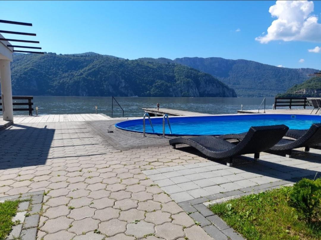 Exclusive Villa Ieşelniţa Eksteriør bilde