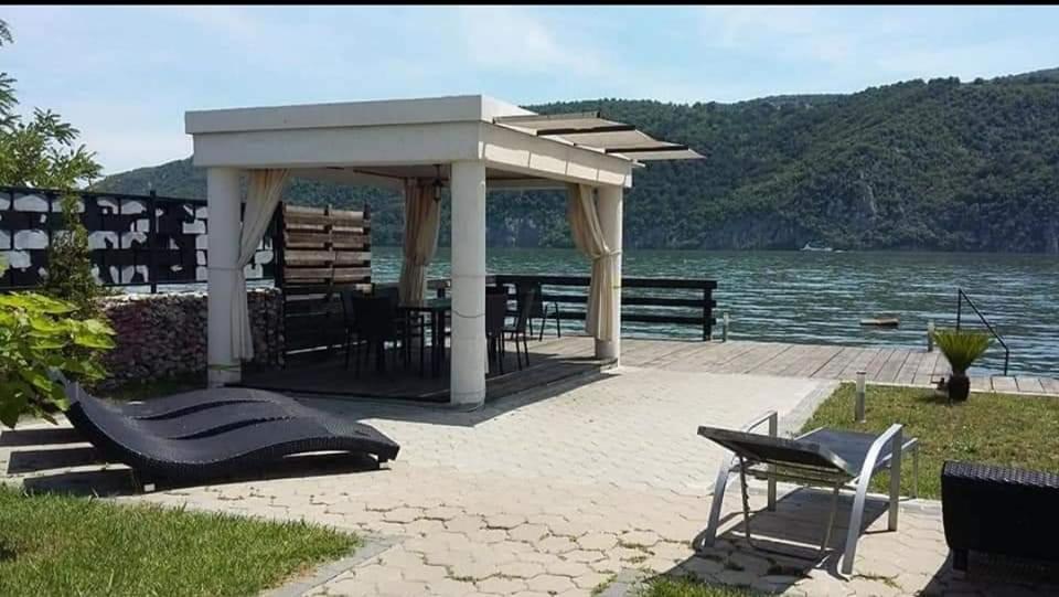 Exclusive Villa Ieşelniţa Eksteriør bilde