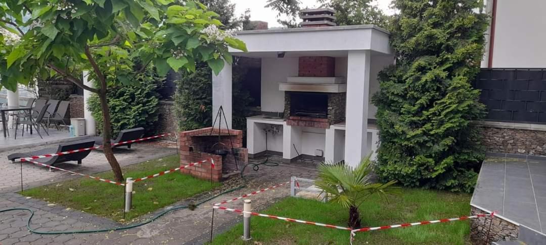 Exclusive Villa Ieşelniţa Eksteriør bilde